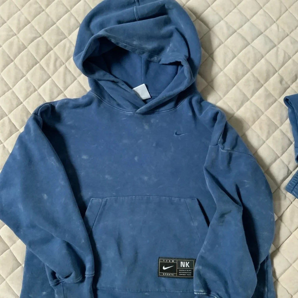 Nike Kids Mystic Navy Fleece Basketball Set - Picture 2 of 5